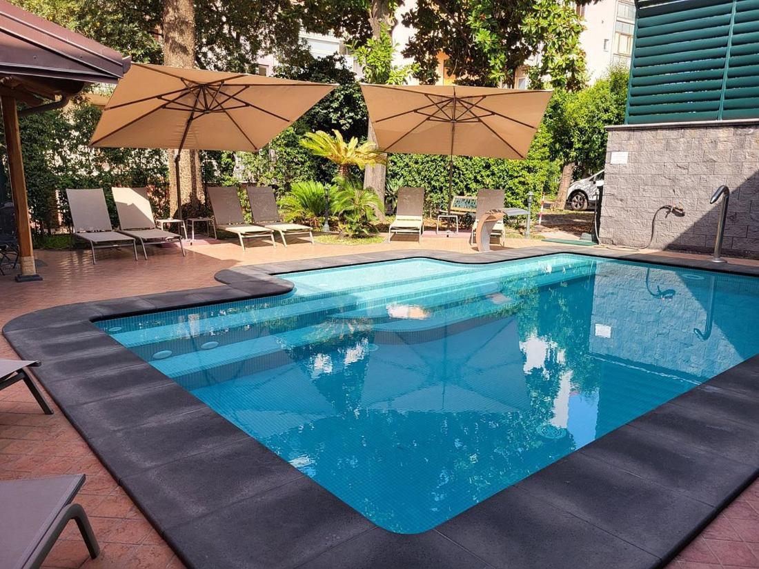 Alhambra - Guest House Di Charme ジャッレ エクステリア 写真